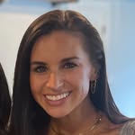 Bethany Moffatt - @bess.moff - Instagram
