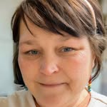 Beth Molands - @bethmolands - Instagram