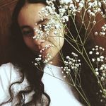 Beth Molina - @go_beth77 - Instagram