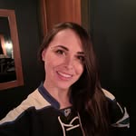 Beth Molnar - @bmolnar112 - Instagram