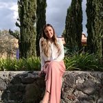 Beth Morales - @bethmorales2107 - Instagram