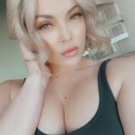 Elizabeth Moreland - @eliza_bethmoreland - Instagram