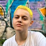 beth - @bethmorsegraphics - Instagram