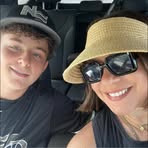 Beth Mott - Facebook