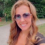 Beth Munro - @bethmunro2133 - Instagram
