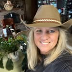 Beth Nave - @bethnave70 - Instagram