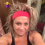 Beth Schneese - @schneesebethanne - Instagram