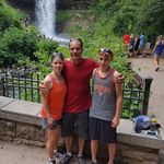 Beth Oswald - @bethroseliveson - Instagram