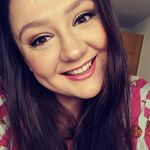 Beth Padgett - @bethpadge95 - Instagram