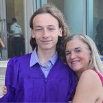 Beth Padgett - @bethpadgett13 - Instagram