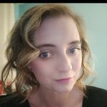 Beth Parnell - @lizbeth_51985 - Instagram