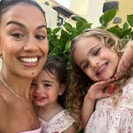 Beth Parr - @bethparr89 - Instagram