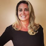 Beth Petroli - @bethpetroli - Instagram