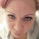 Beth Plunkett - @mydarksidez - Instagram