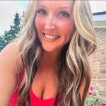 Beth Pollock - @bethdz2001 - Instagram