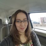Beth Rader - @bethylethyl6 - Instagram