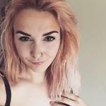 Beth Draper - @beth.draper.921 - Instagram