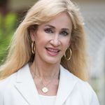 Beth Reilly | Better with Beth - @goldheartcounseling - Instagram