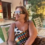 Beth Reis - @bethreis17 - Instagram
