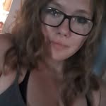 Beth Lacelle-Renshaw - @elizabethlynn02 - Instagram