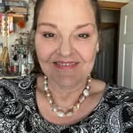 Beth Renshaw - @beadlecats - Instagram