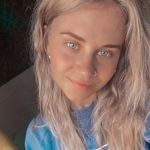 Beth Revell - @bkrevell - Instagram