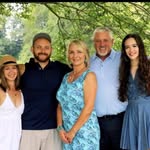 Beth Riddle - @theriddler56 - Instagram