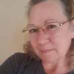 Beth Rowe - @bethrowe114 - Instagram