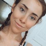 Beth Scarth - @fitnessbeth23 - Instagram