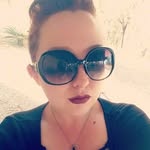 Beth Schafer - @beths.95 - Instagram