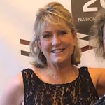Beth Schindler - @flowergirlbeth - Instagram