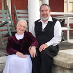 Betty Schlabach - @southerngardencottage - Instagram