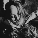Bethany Schuck - @juniperstudiosphotography - Instagram