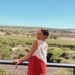 Beth Scutt - @a_littlebitofbs - Instagram