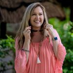 Beth Sears - @bethsears4 - Instagram