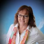 Beth Tamlin - @beth_sells_homes - Instagram