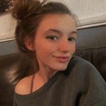 Beth Smart - @beth.louise232 - Instagram