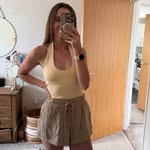 Beth Smith - @x_bethsmith - Instagram
