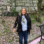 Beth Stinson - @stinson.beth - Instagram