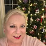 Beth Thornton - @bethaboo327 - Instagram