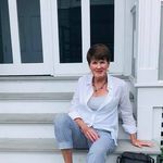 Beth Troy - @bethtroy138 - Instagram