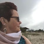 Beth Waite - @bawaite1012 - Instagram