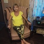 Elizabeth Yohe - @yohe.beth - Instagram