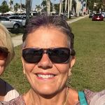 Beth Yost - @bbeezbuzz - Instagram