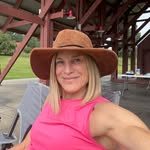Beth Youngblood - @beth.youngblood.96 - Instagram