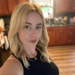 Beth Yount - @elizdiane6 - Instagram