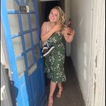 Beth Young - @bethyoung.02 - Instagram