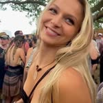 Bethan - @bethanyatess - Instagram