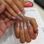 Bethan Yates - @nails_.2018 - Instagram