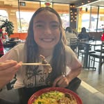 Bethany Bright - @beth_lovestosmile - Instagram